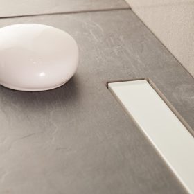   CONFLUO FRAMELESS LINE ZUHANYFOLYÓKA, 550, 650, 750, 850, 950,  SZÉLESSÉG, S SZIFON, ELBURKOLHATÓ VAGY FEHÉR ÜVEG SZÍN, 48L/PERC ÁTFOLYÁS